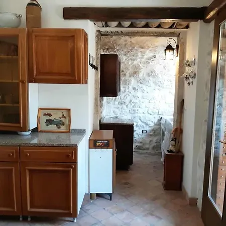 Casa vacanze Monolocale Rustico Di Ariola *
